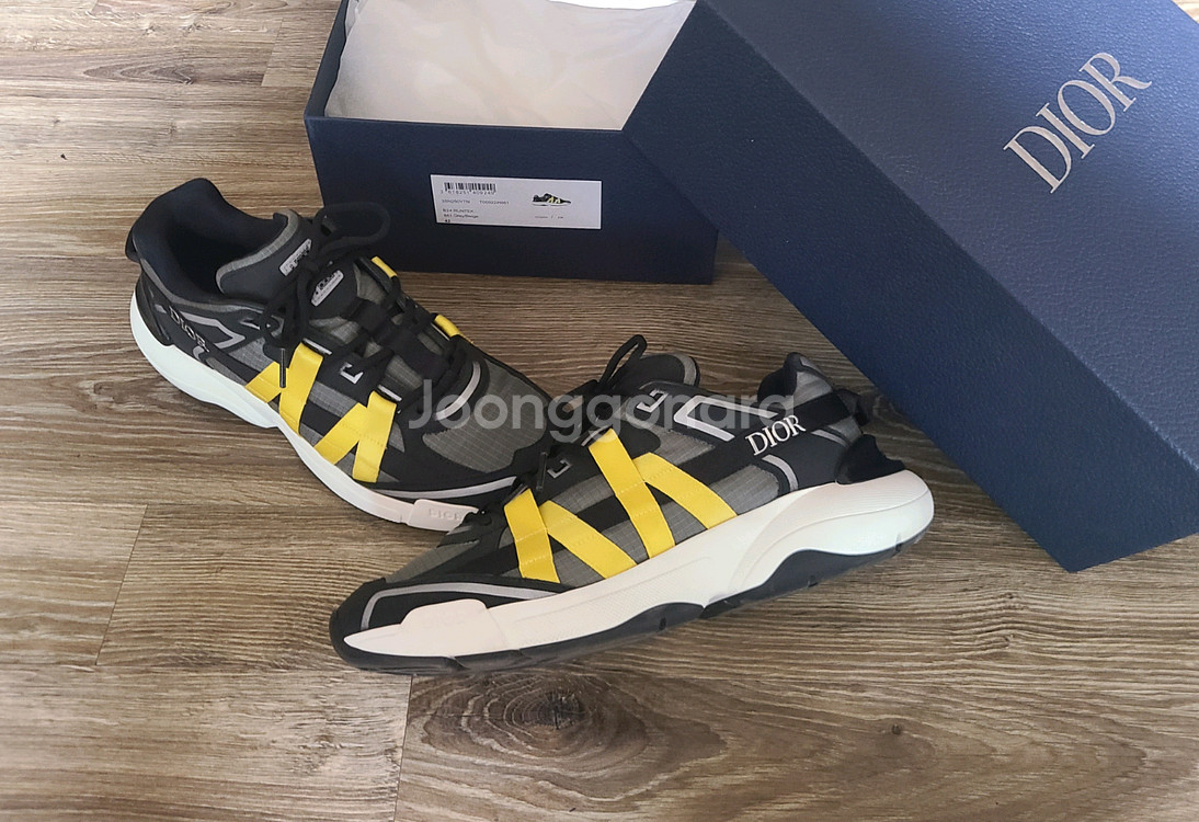 디올 스니커즈(새상품급)B24운동화신발구찌루이비통나이키아식스프라다명품구두로퍼디올생로랑톰브라운준지발렌시아가--0