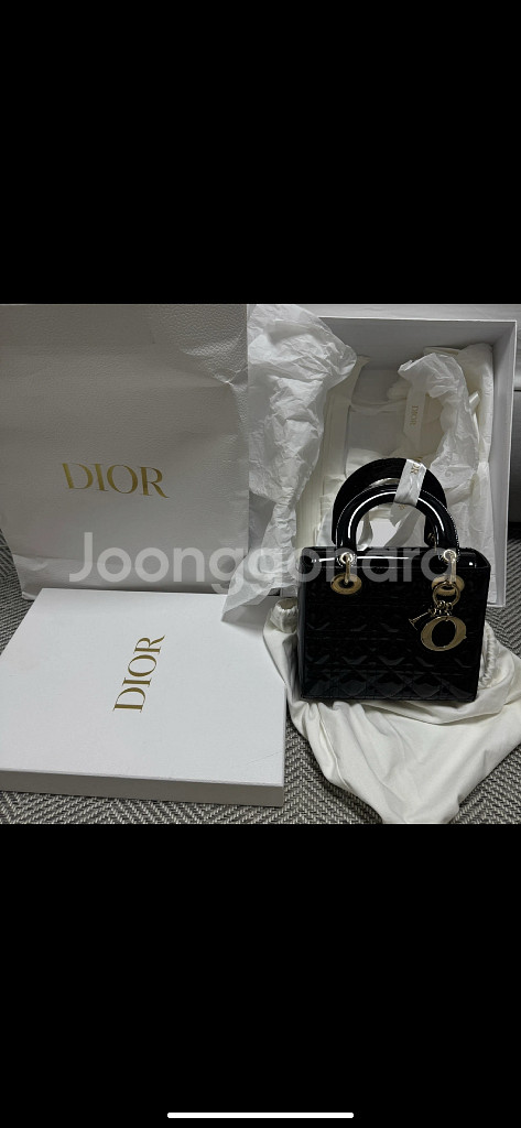 정품 디올 레이디백 스몰 페이던트 블랙 (이너백 증정)--0
