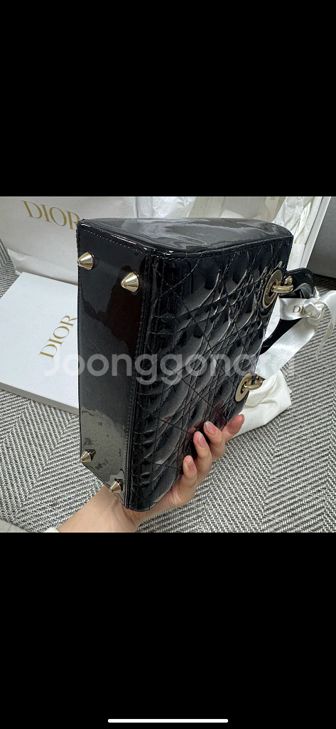 정품 디올 레이디백 스몰 페이던트 블랙 (이너백 증정)--4
