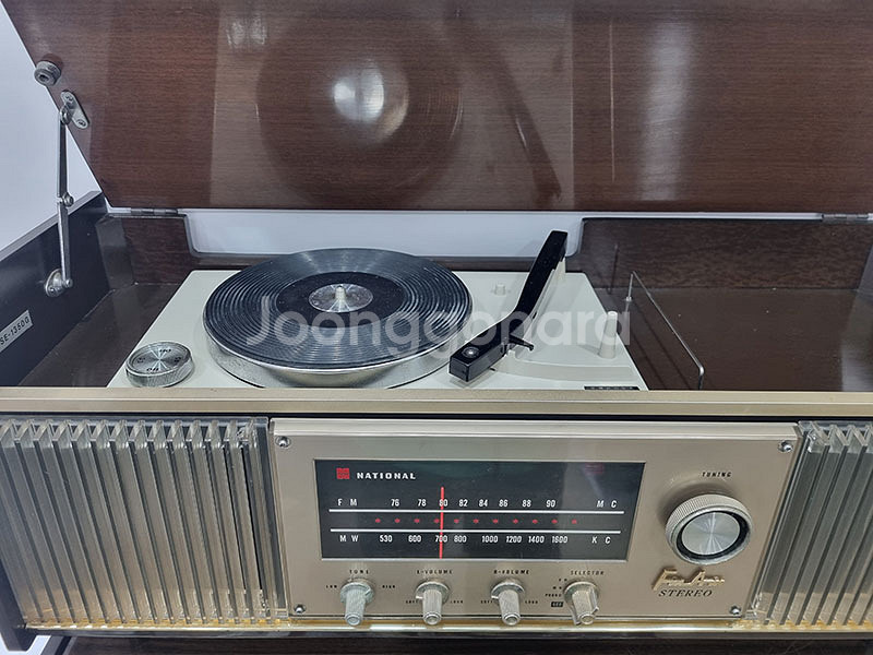 빈티지 진공관 포터블 AM/FM 스테레오 전축--4