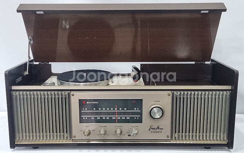 빈티지 진공관 포터블 AM/FM 스테레오 전축--2