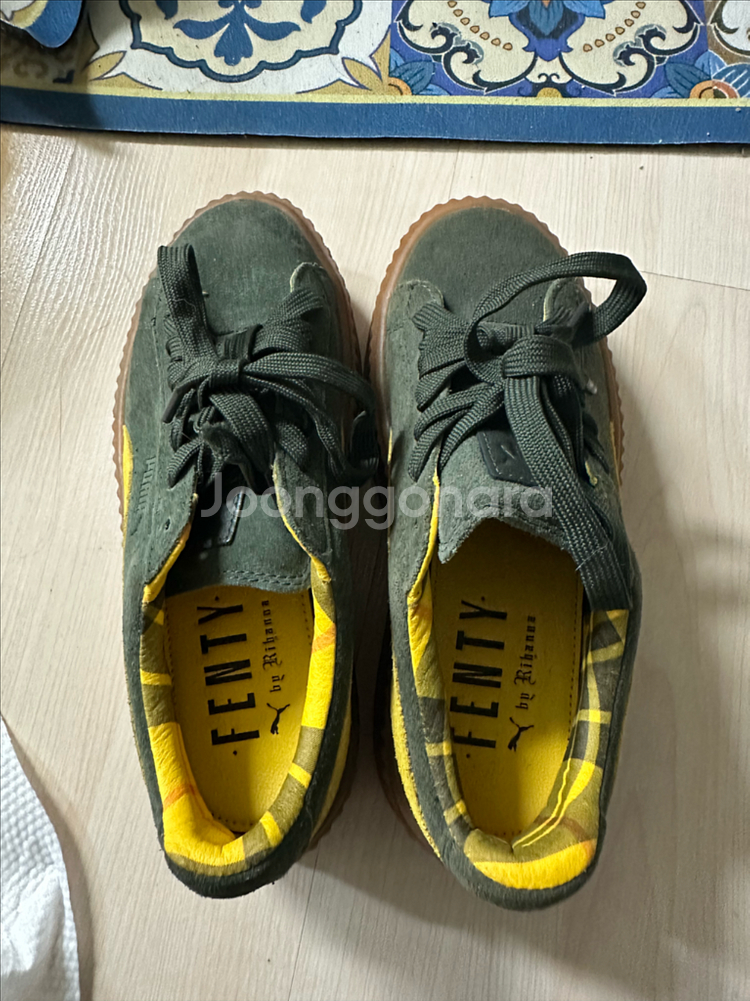 리한나X푸마 235cm 미착용--0