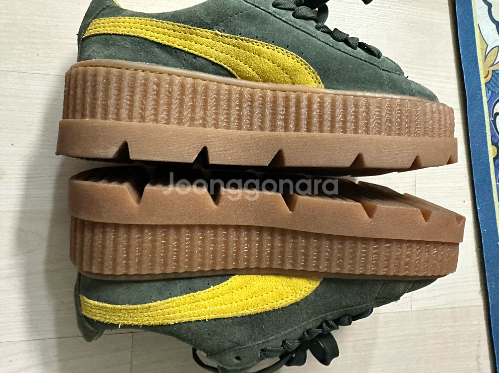 리한나X푸마 235cm 미착용--4