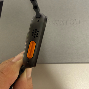 애플워치 울트라2 블랙티타늄 S급 판매합니다!!(풀박스)