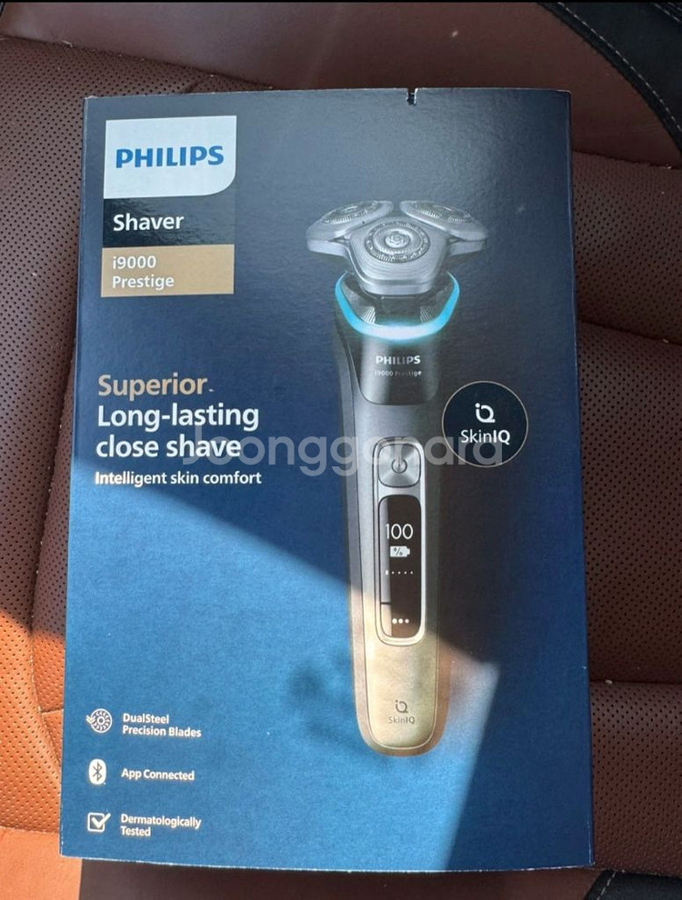 필립스 i9000 프레스티지 전기면도기--0