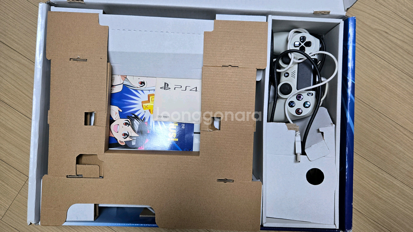 PS4 본체 + 컨트롤러 1개 세트--1