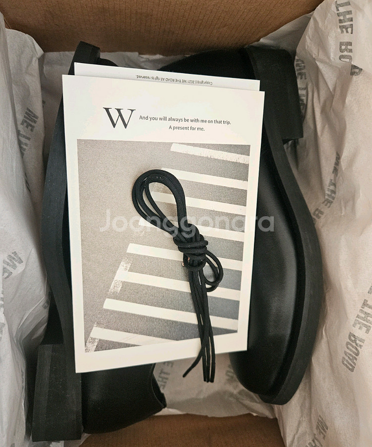 새상품)255-260 8만원 무신사 위더로드 더비슈즈 가죽 구두 로퍼 단화 클락스 락포트 닥터마틴--2