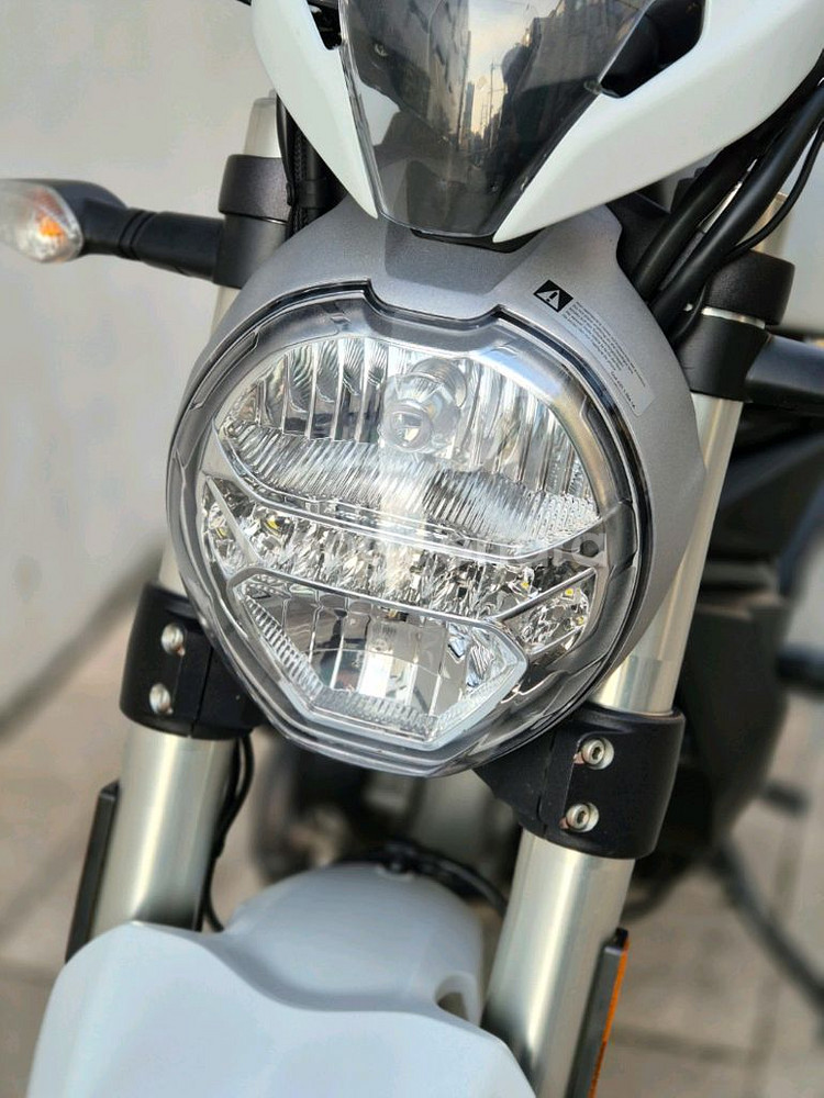 2020 6천키로탄 두카티 몬스터797 판매합니다.--8