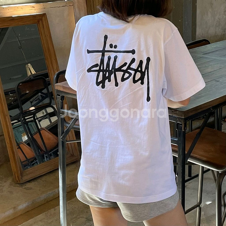 (새상품,창고정리) 스투시 기본 반팔티--1