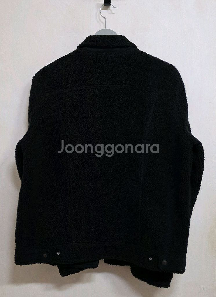 리바이스. 플리스자켓. M=95.--4