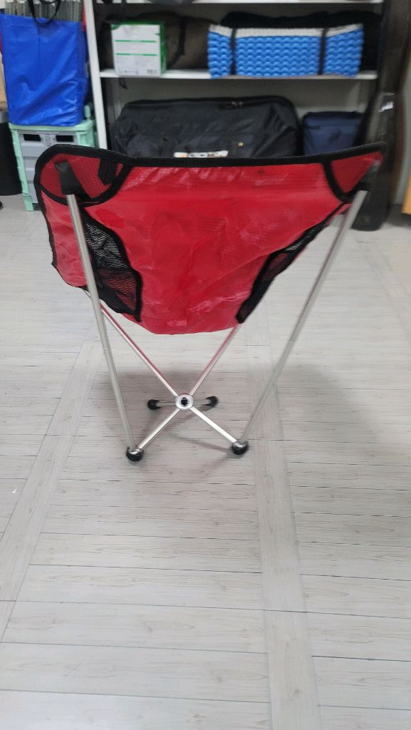 캠핑용 접이식 의자 이미지