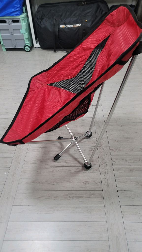 캠핑용 접이식 의자 이미지