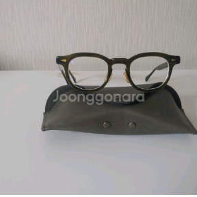 타르트옵티컬 x 이스트로그 판매합니다.