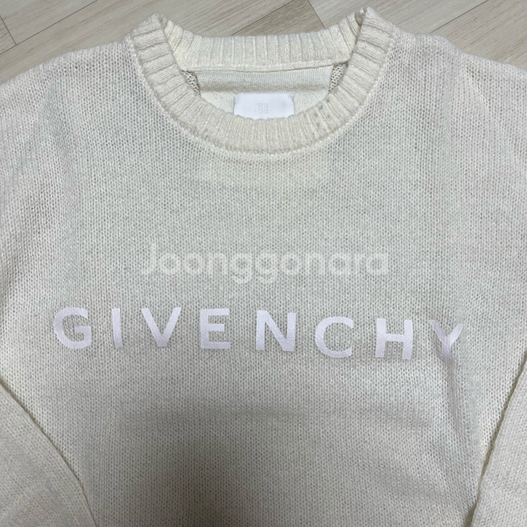 [빈티지]지방시 화이트 데미지 니트 스웨터 L (100-105)--1