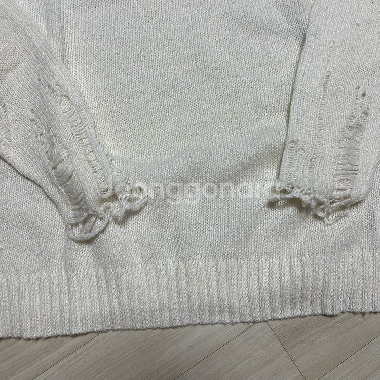 [빈티지]지방시 화이트 데미지 니트 스웨터 L (100-105)--2