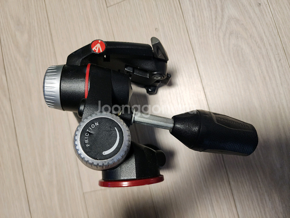 맨프로토 MT055XPRO3 삼각대,맨프로토 MHXPRO-3W 헤드 팝니다.--7