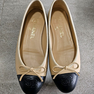 샤넬 발레리나 플랫 검베 36.5 (G02819)