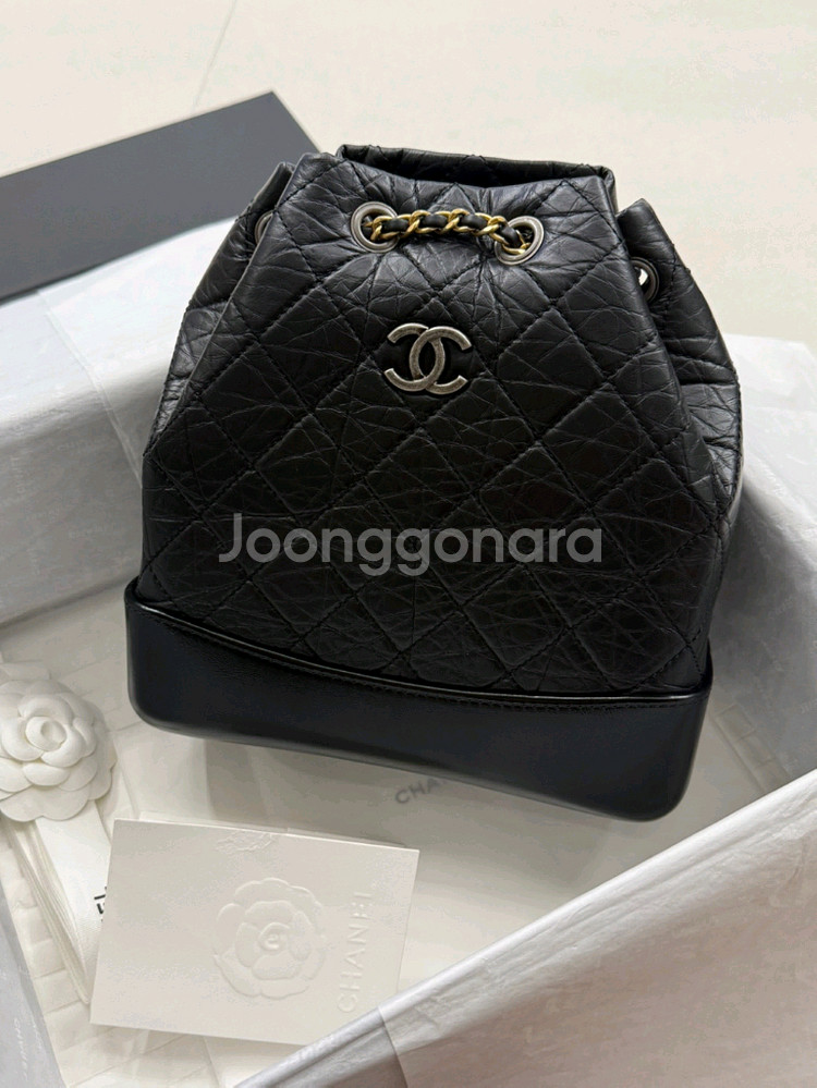 샤넬 가브리엘 백팩 내장칩--0