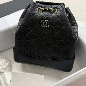 샤넬 가브리엘 백팩 내장칩