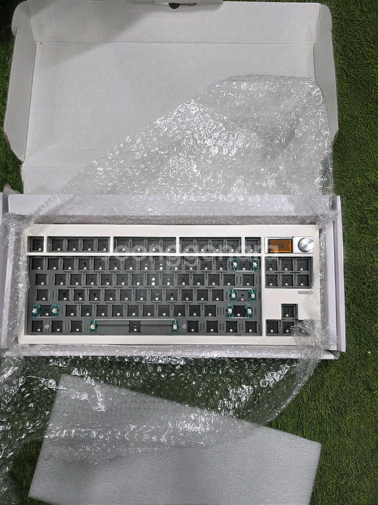 zuoya gmk87 기계식 키보드 화이트색상--3