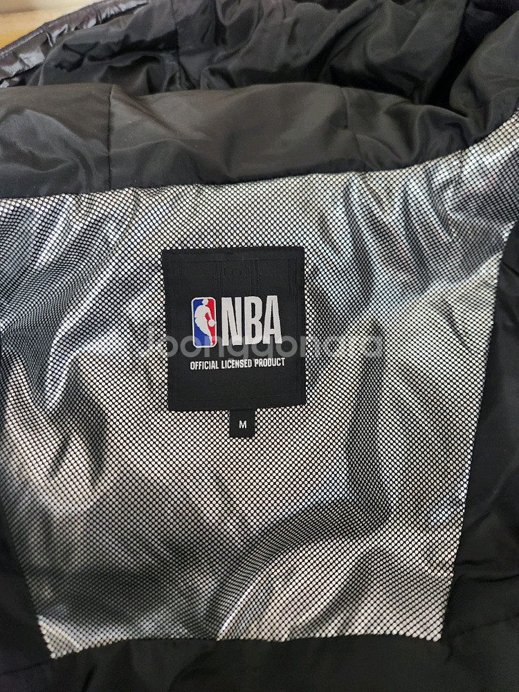 NBA 블랙 패딩 M 사이즈 새상품입니다--5
