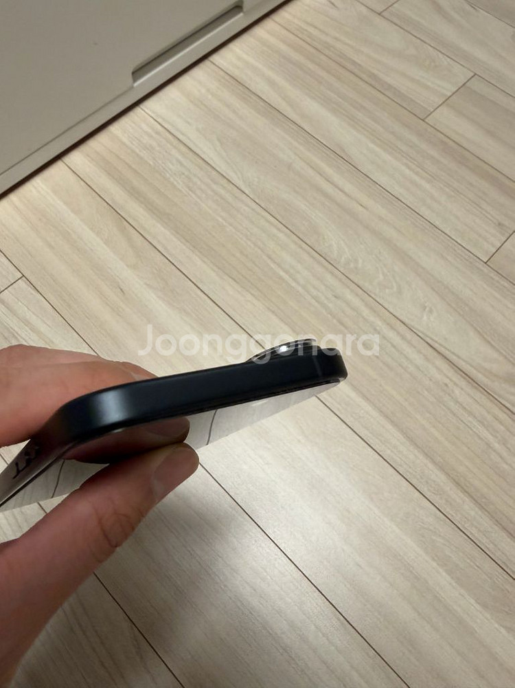 [새상품급] 아이폰16 블랙 256GB 배터리 100%--7