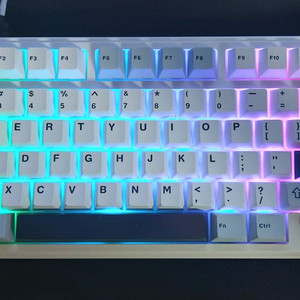 (울산) 독거미 AULA F75 키보드 신월축 (TTC Crescent)