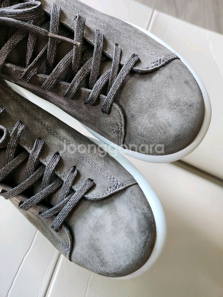 퍼 펠로타스 스웨이드 스니커즈--3