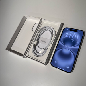 아이폰16 화이트 256gb 풀박스 (배터리100%)