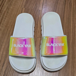 블랙야크 슬리퍼 210