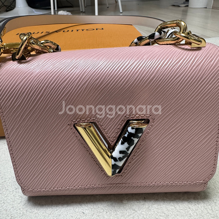 루이비통 트위스트 가방 PM 백 (풀박스)--3