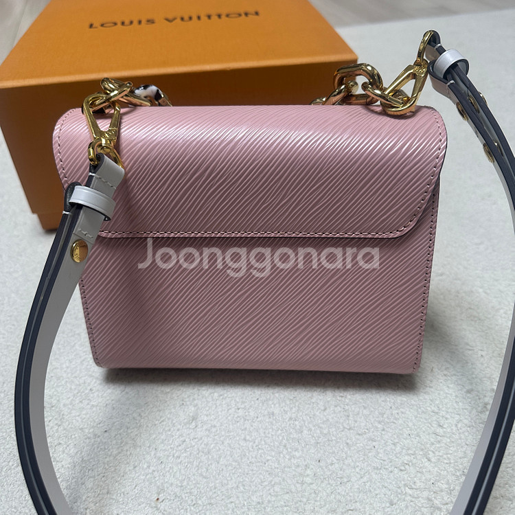 루이비통 트위스트 가방 PM 백 (풀박스)--4