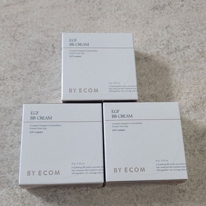 바이애콤 EGF 비비크림 라이트 팝니다.