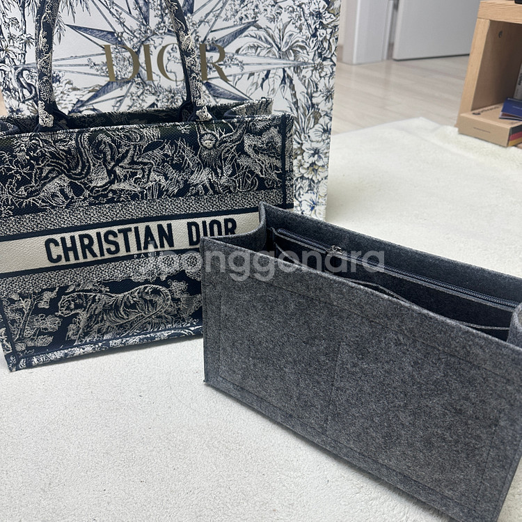 디올 북토트 미디엄백 _ 오블리크 패턴 (풀박스)--3