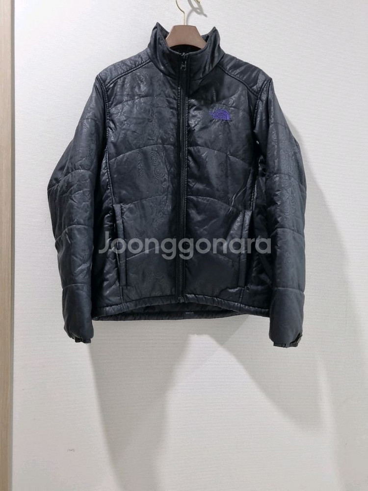 노스페이스 블랙 경량 패딩 자켓--2