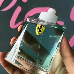 페라리 라이트 에센스 오드뚜왈렛 75ml(단종)