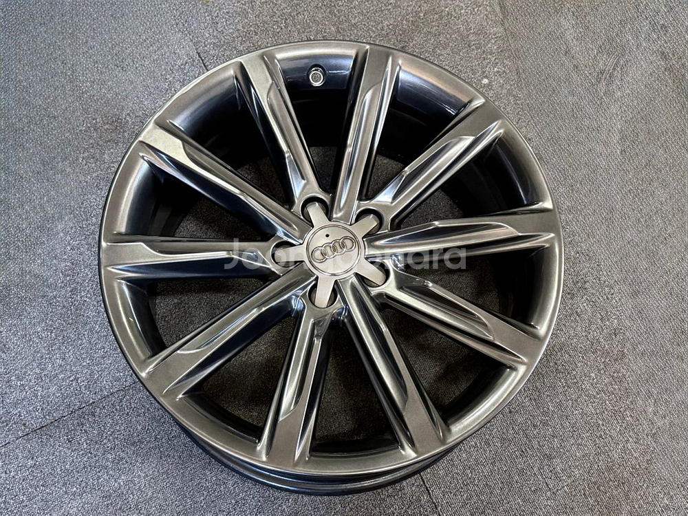 아우디 A7 정품 19인치 휠 낱개 1개 판매--3