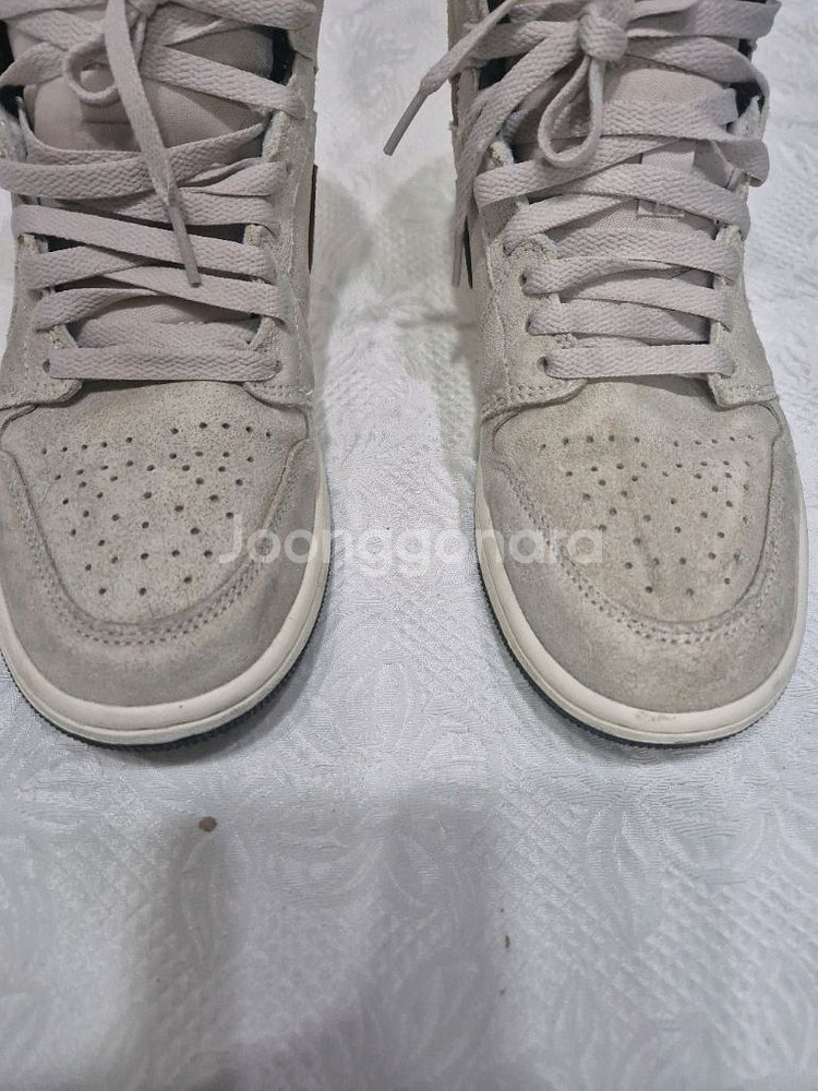 조던 1 레트로 하이 스니커즈--1