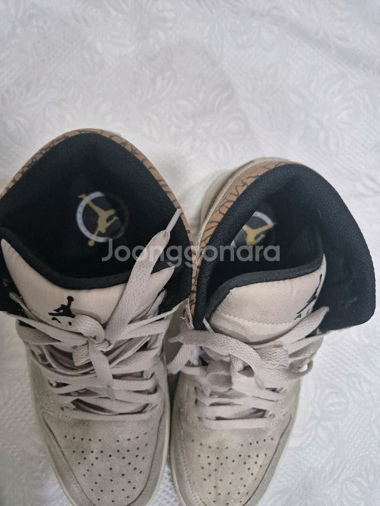 조던 1 레트로 하이 스니커즈--4