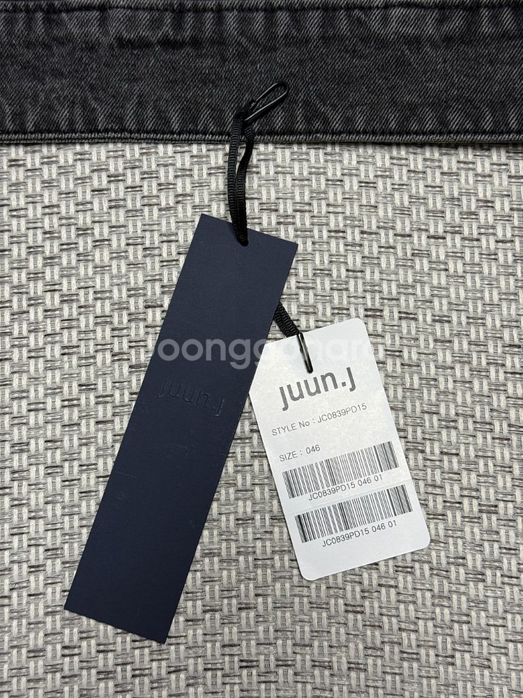 [46(100)] 준지 흑청 데님 트러커 자켓--10