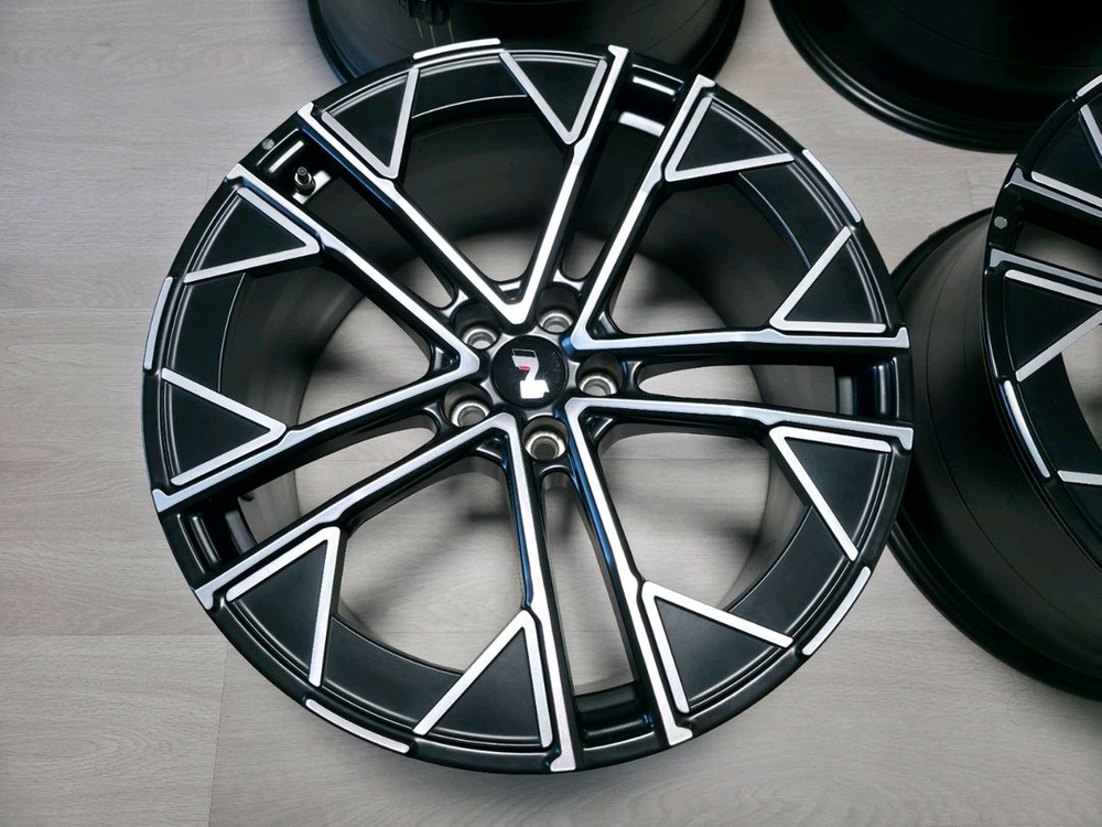 아이오닉5N 21인치 순정휠 1대분--3