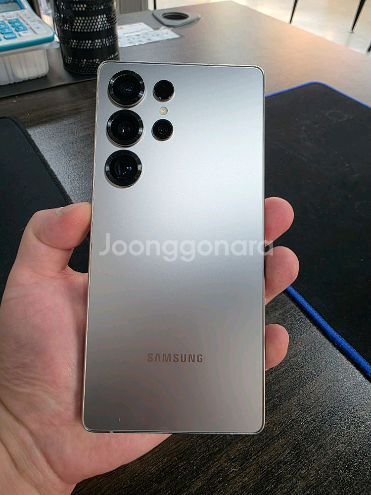 갤럭시S25울트라 256G 무잔상 SSS최상급 중고폰--0