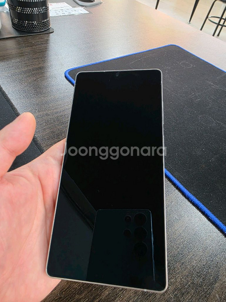 갤럭시S25울트라 256G 무잔상 SSS최상급 중고폰--5