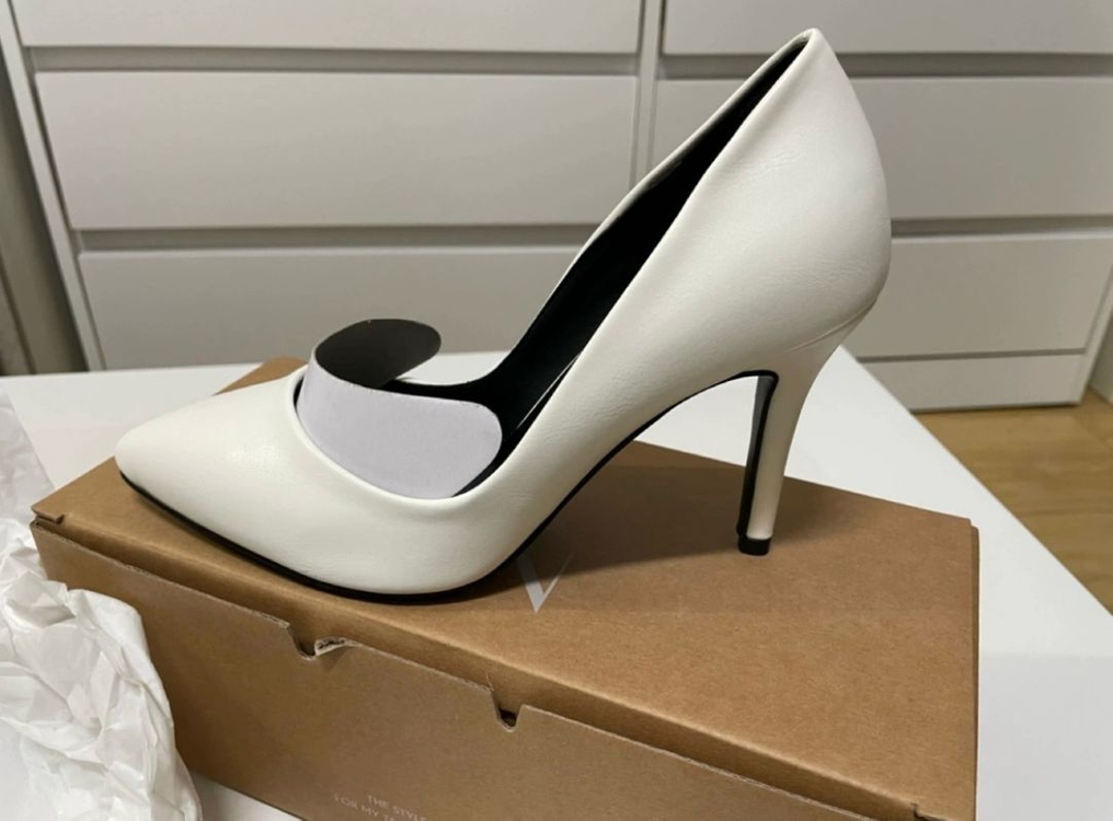 사뿐 스틸레토 힐 *새상품 이미지