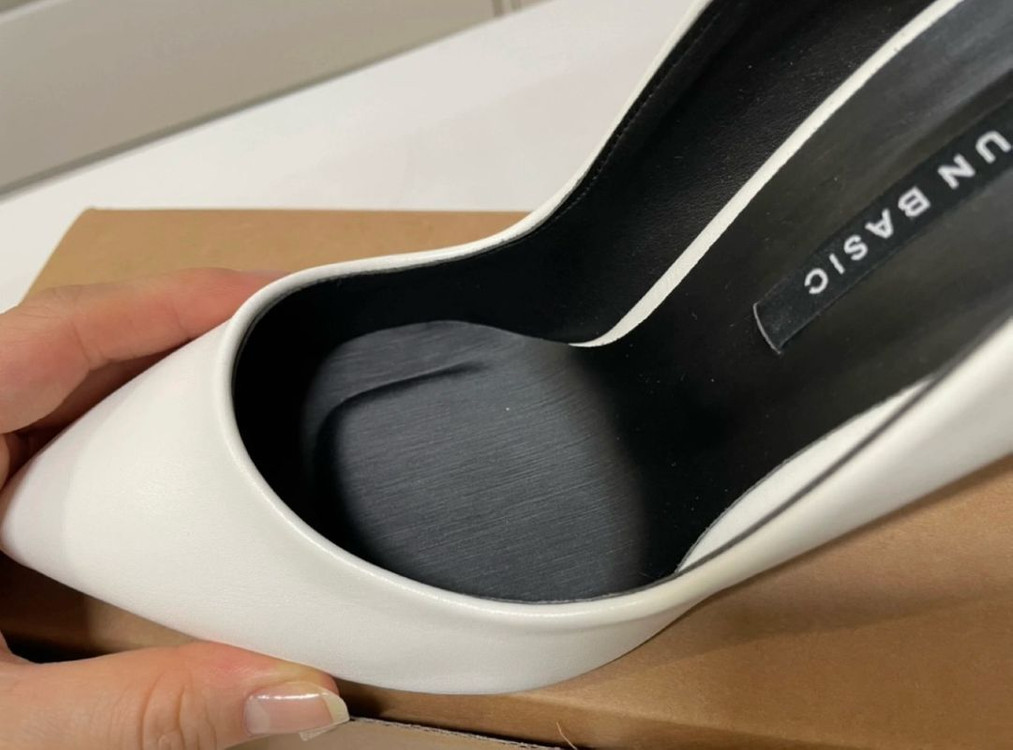 사뿐 스틸레토 힐 *새상품 이미지