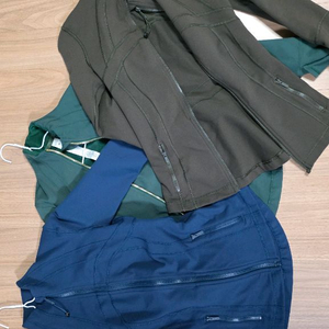 룰루레몬 디파인 자켓 팝니다