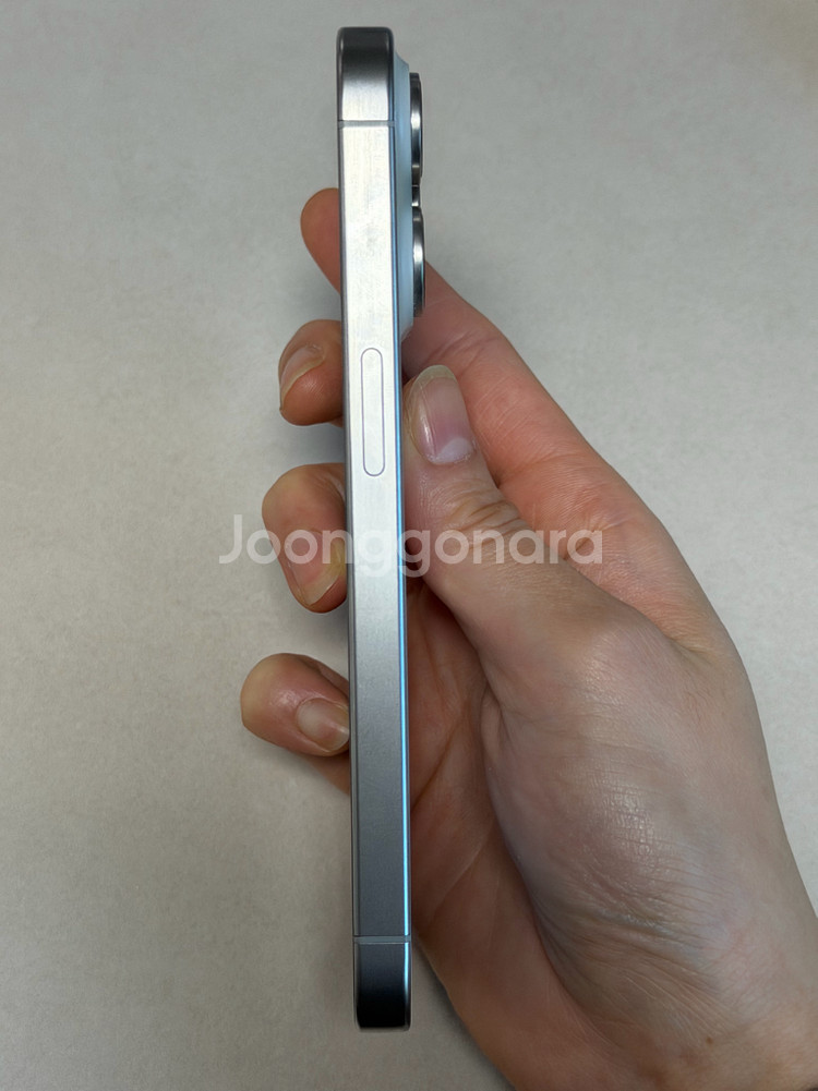 아이폰 15pro 실버 256GB / 케이스 증정 / 배터리 성능 89%--2