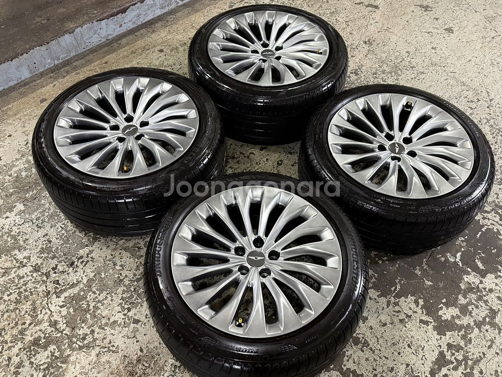 제네시스 EQ900 순정 19인치 휠타이어 판매--1