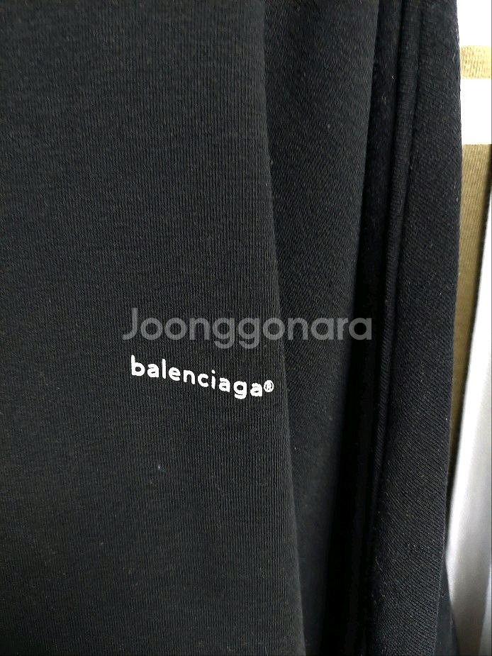 발렌시아가 스몰 로고 블랙 후드티 실측 105-110 백화점판--2