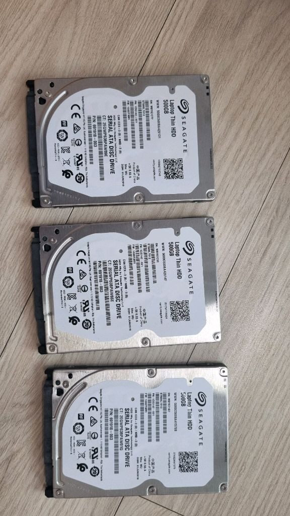 WD/SEAGATE 8TB 하드디스크 4개 세트 이미지